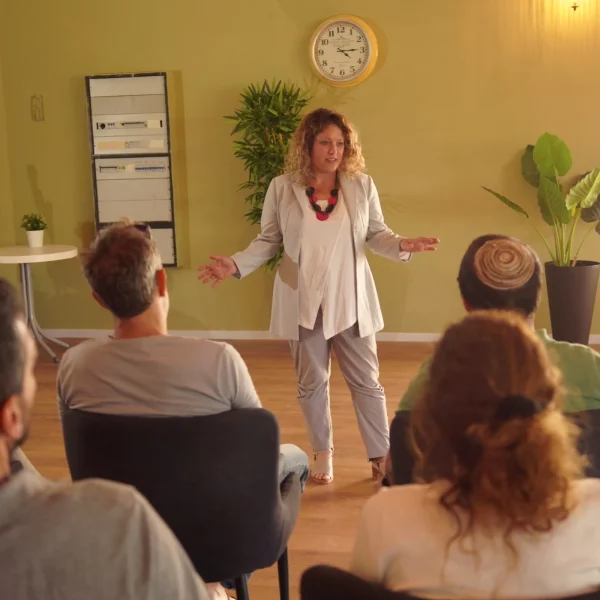סדנאות והכשרות